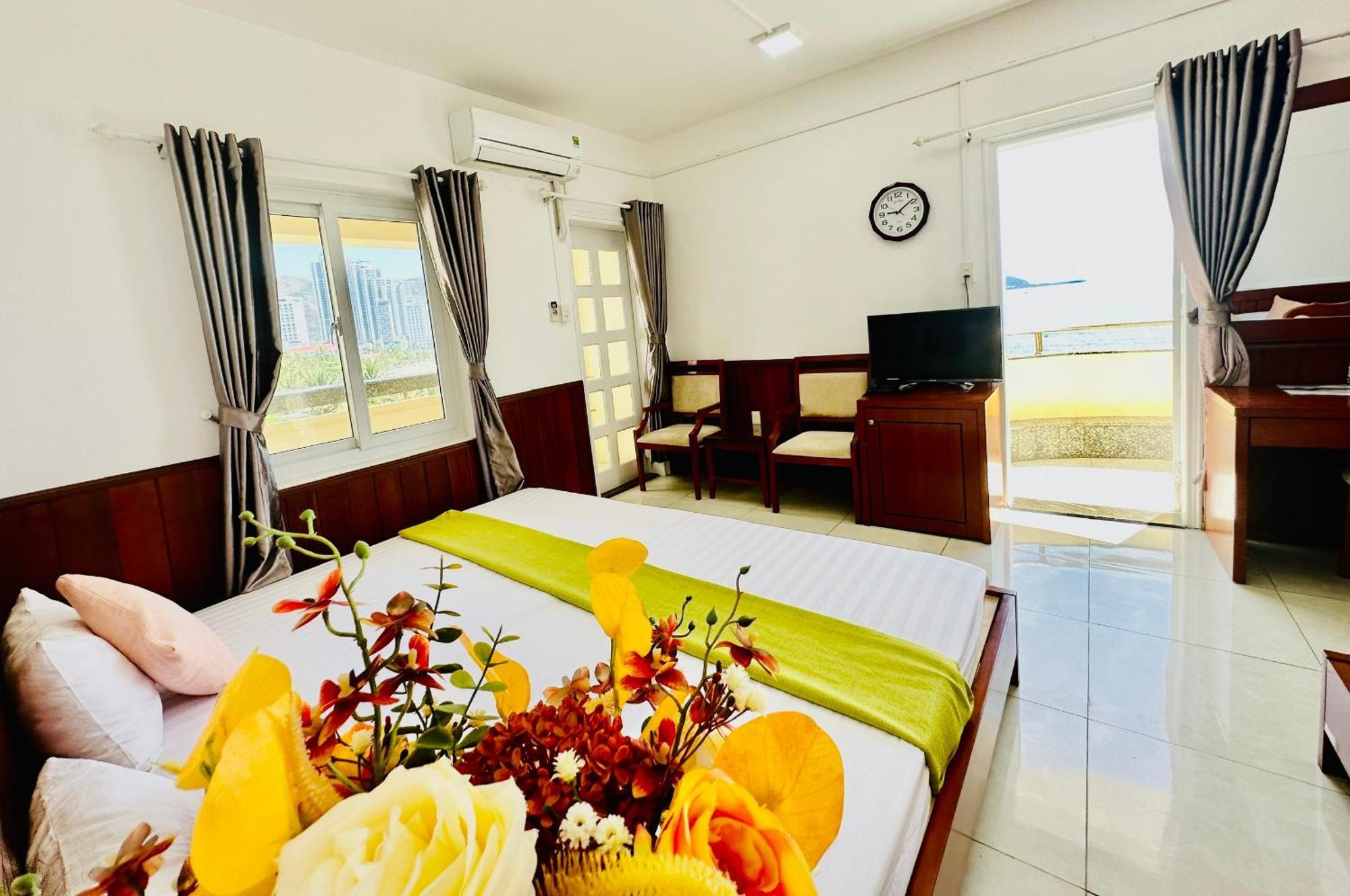 Hon Chong Hotel Nha Trang Exterior photo